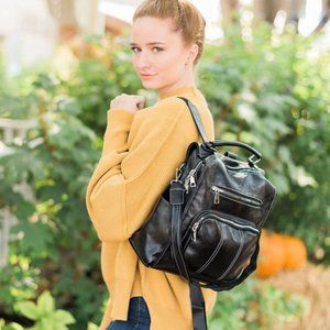 BLACK FAUX LEATHER BACKPACK STYLE BAG